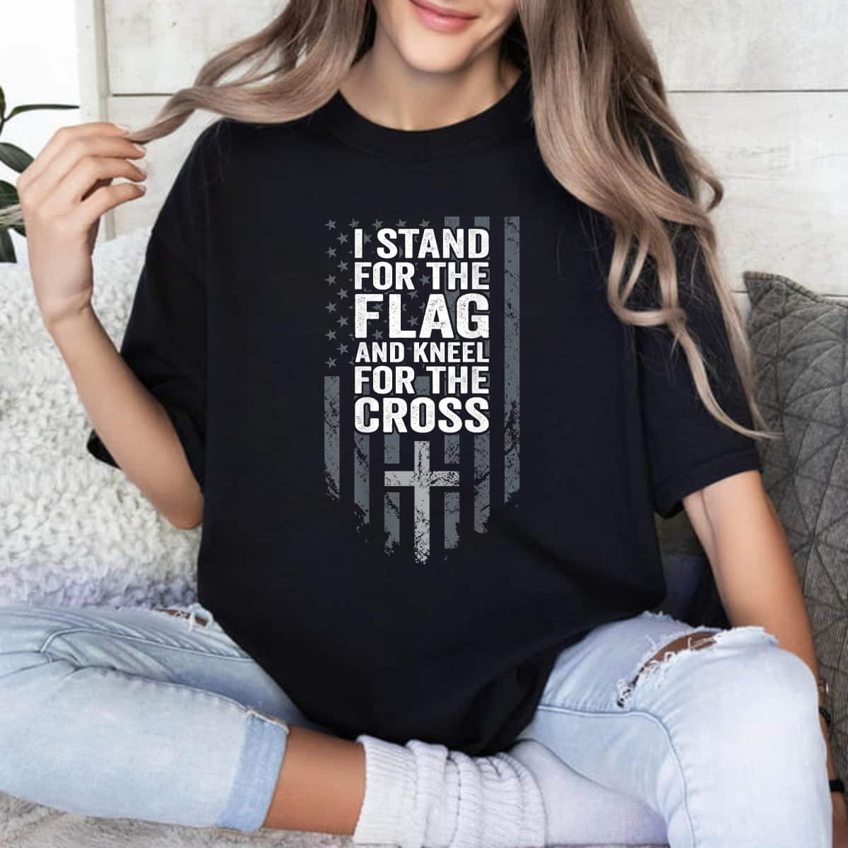 I Stand For The Flag And Kneel For The Cross USA 4th Of July T-Shirt