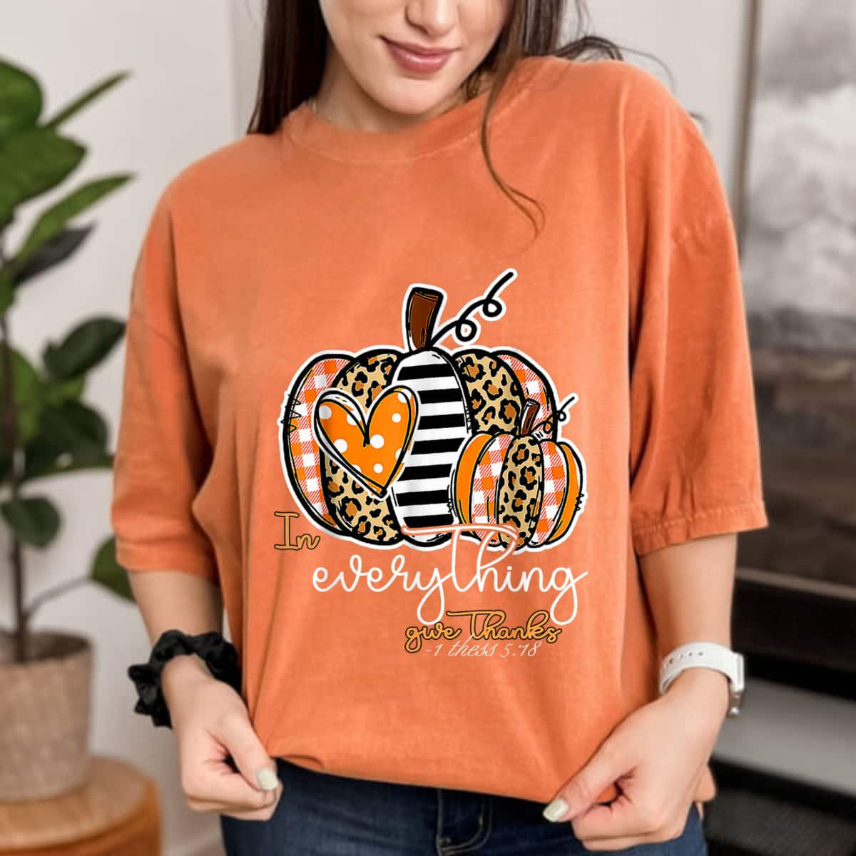 Thanksgiving In Everything Give Thanks Leopard Plaid Pumpkin T-Shirt