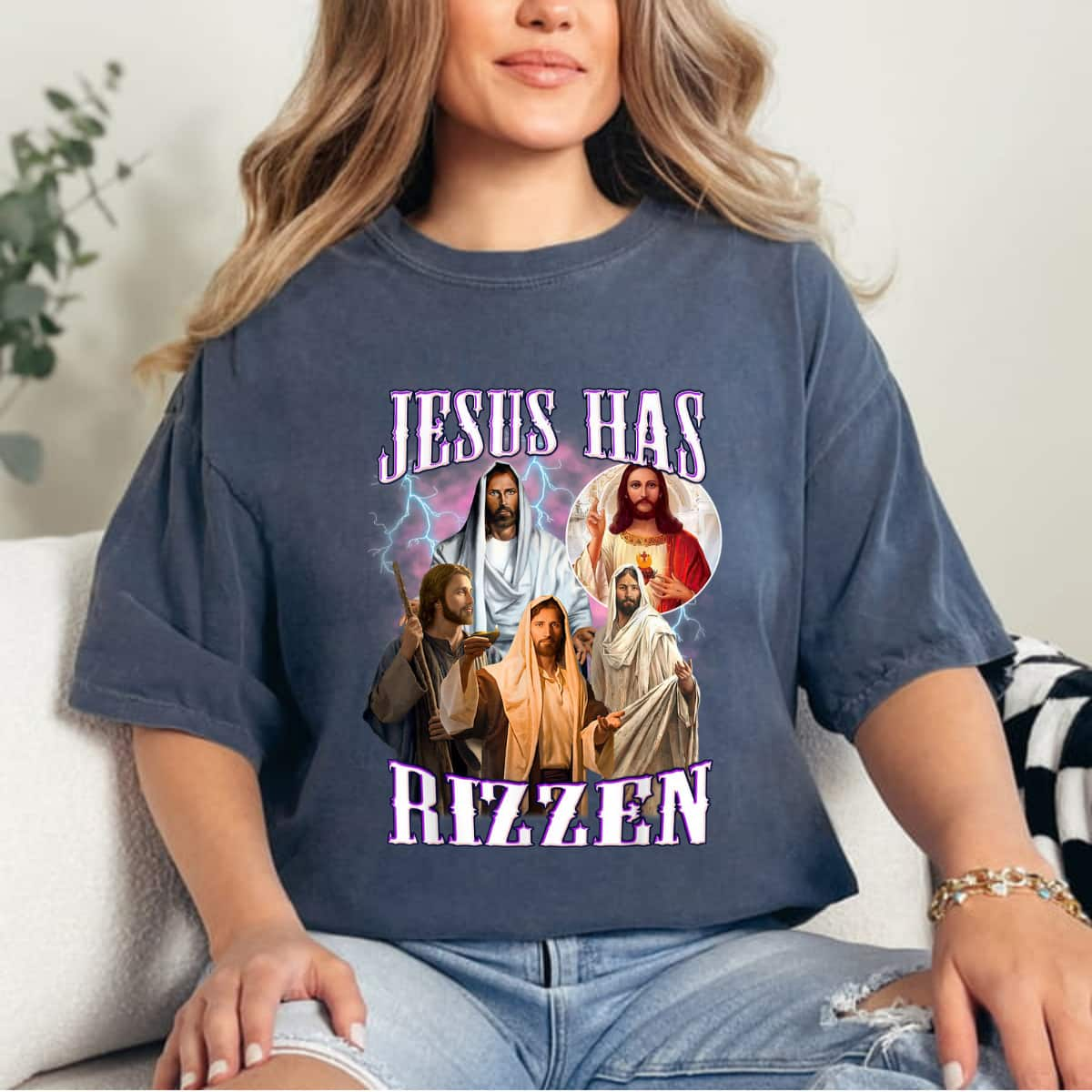 Jesus Has Rizzen Vintage Funny Christian Jesus Gift T-Shirt